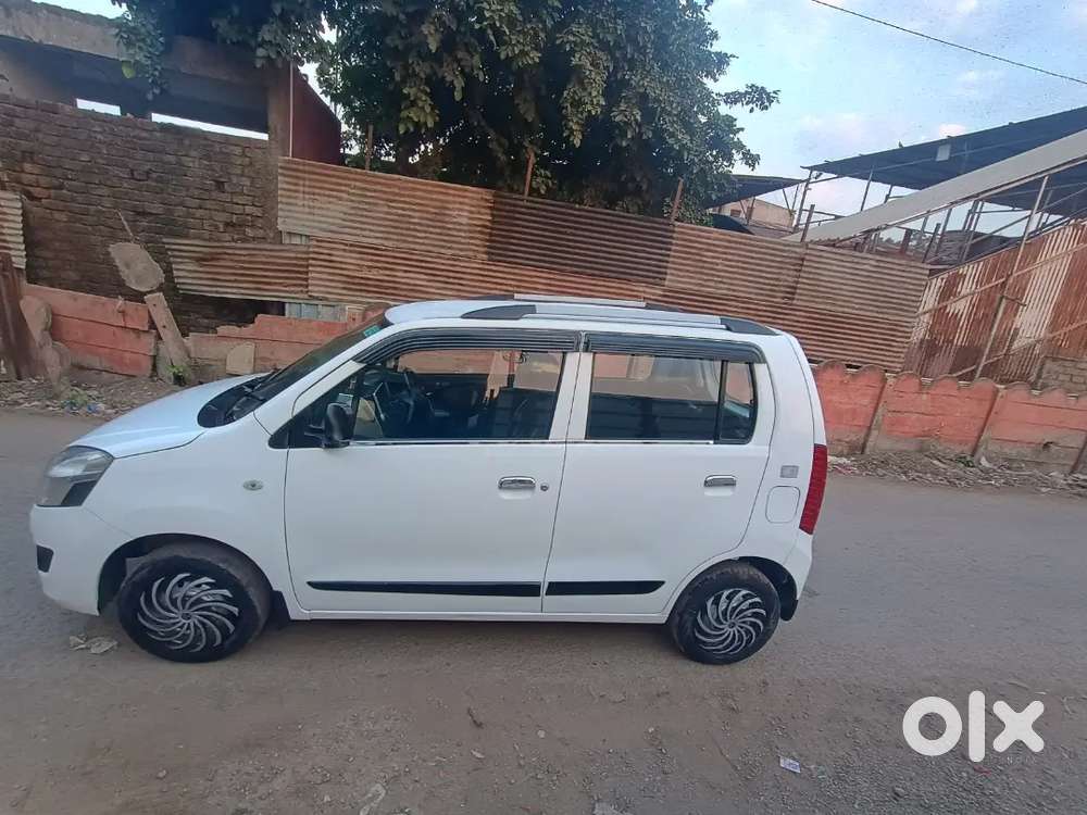Maruti Suzuki Wagon R Lxi Cng 2013 Model
