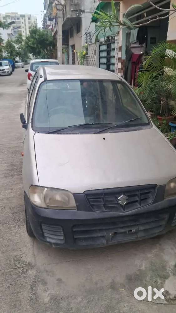 Maruti Suzuki 800 2010