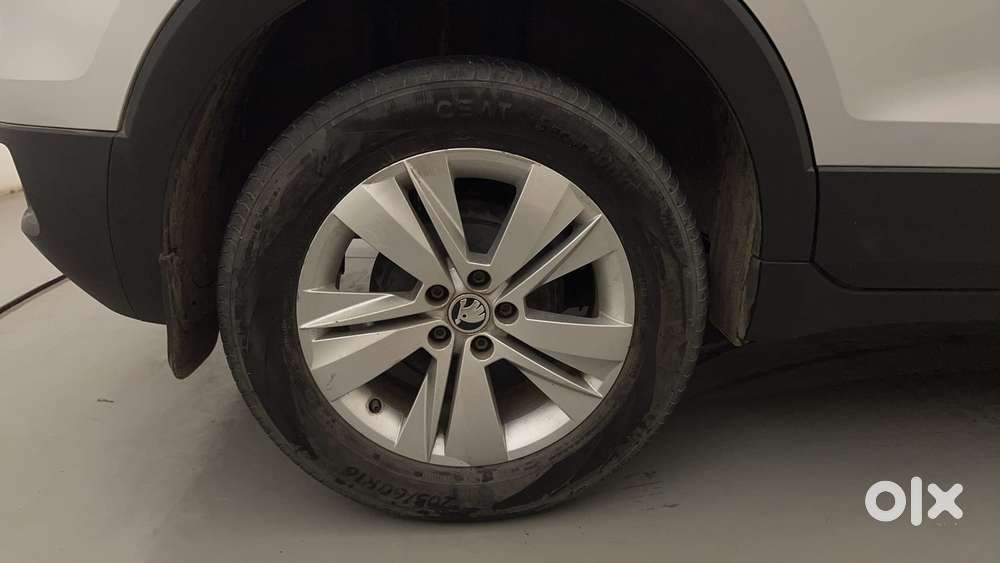 Skoda Kushaq 1.0 Tsi Ambition, 2023, Petrol