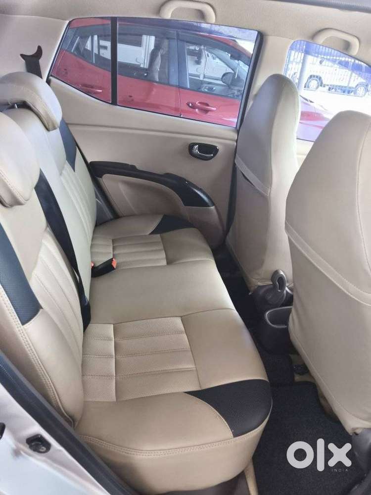 Hyundai I10 Sportz At, 2011, Petrol