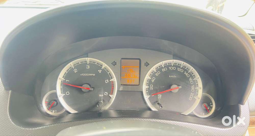 Maruti Suzuki Swift Dzire Vdi Bsiv, 2015, Diesel