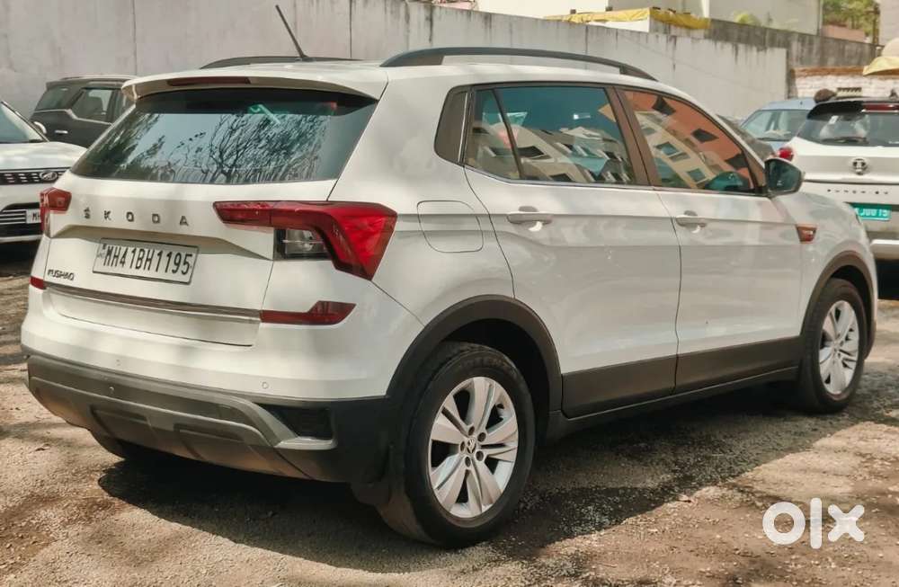 Skoda Kushaq Active 1.0 Tsi Mt, 2022, Petrol