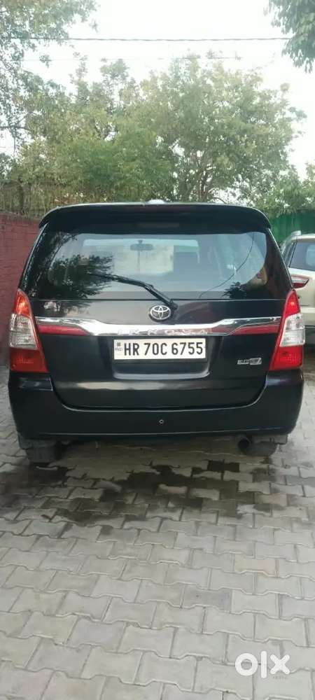 Toyota Innova 7 Str 2007 Diesel Car
