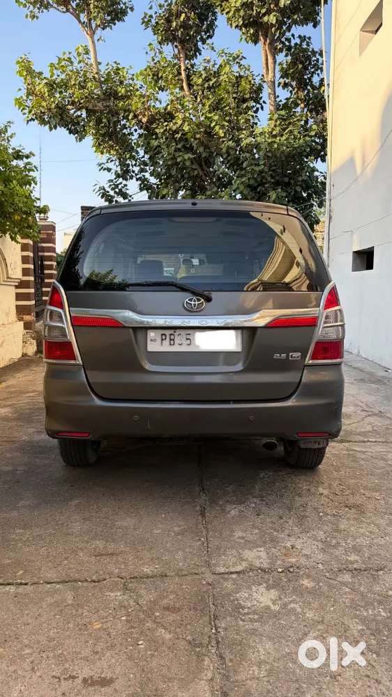 Toyota Innova 2013 Gx Diesel Grey 8 Seater