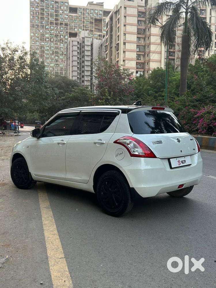 Maruti Suzuki Swift Vxi 1.2 Abs Bs-iv, 2016, Petrol