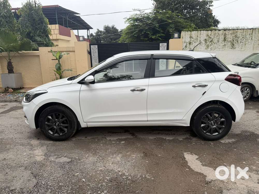Hyundai I20 Sportz Plus, 2019, Petrol