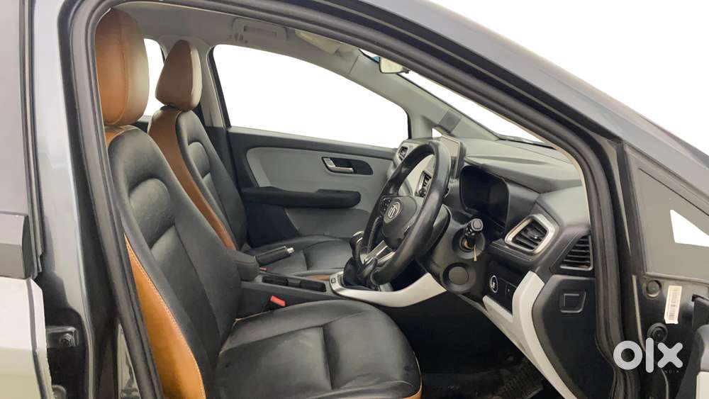Tata Altroz Xz, 2020, Petrol