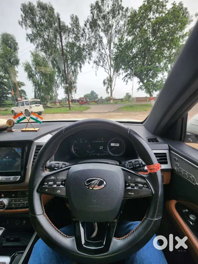 Mahindra Alturas G4 Diesel 2019