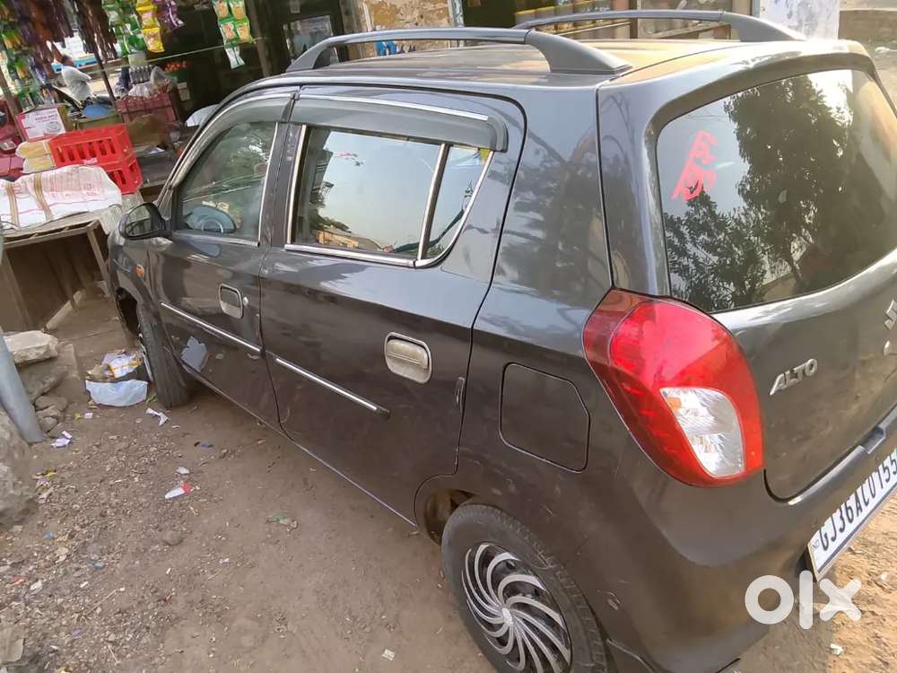फोर व्हीलर