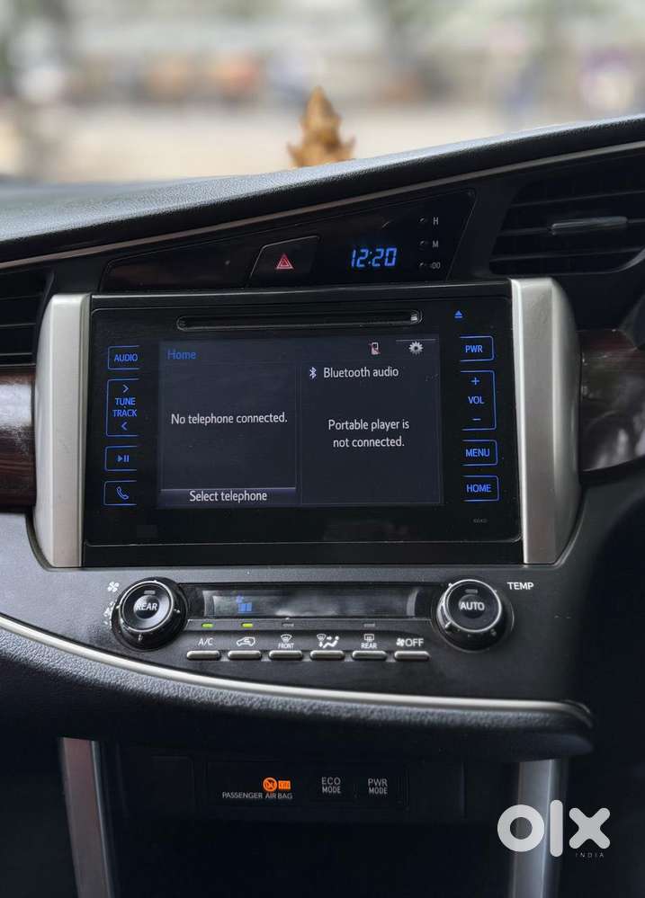 Toyota Innova Crysta 2.4 Vx Mt 8s, 2016, Diesel