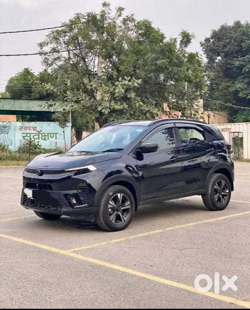 Nexon Diesel Dark Eddition 2nd Owner