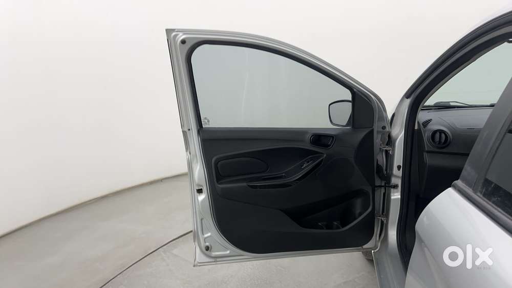 Ford Figo Titanium, 2021, Petrol