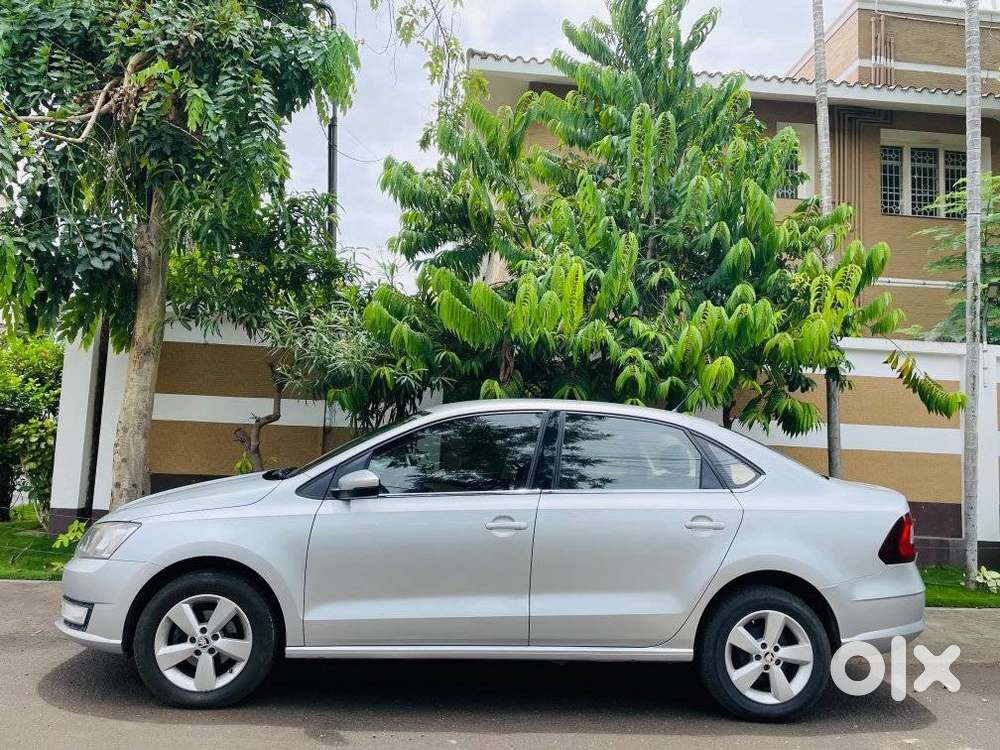 Skoda Rapid Tsi Active 1.0 Mt, 2021, Petrol