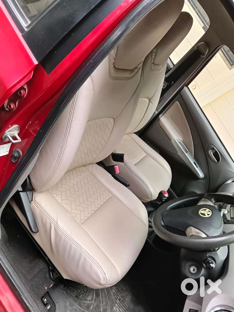 Toyota Etios 2010-2012 V, 2011, Petrol