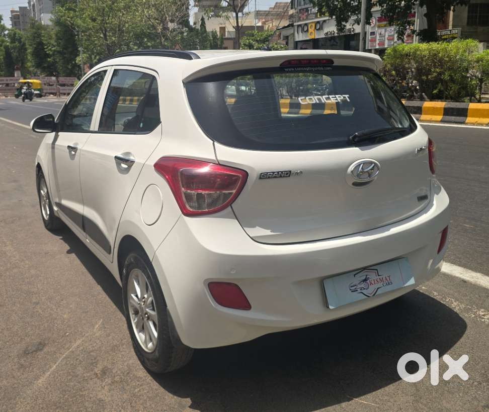 Hyundai Grand I10 Asta Automatic 1.2 Kappa Vtvt, 2015, Petrol