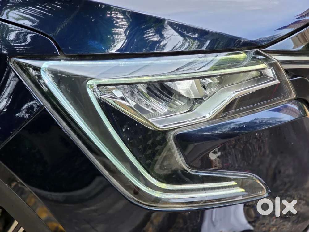 Mahindra Xuv700 2.2 Ax 7 Diesel At Luxury Pack Str, 2023, Diesel