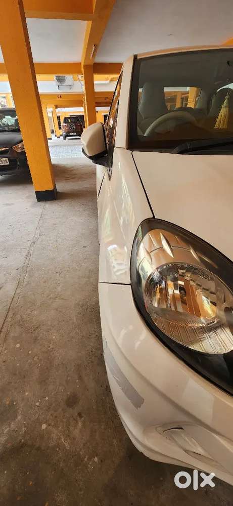 Honda Amaze 2015 Petrol 64200 Km Driven