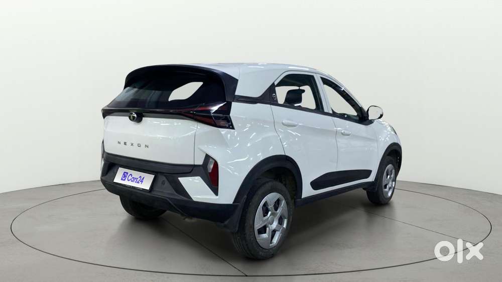 Tata Nexon Smart 1.2 Revotron Petrol 5 Mt, 2024, Petrol