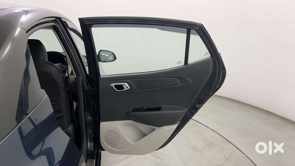 Hyundai Aura 1.2 Sx Cng, 2023, Cng & Hybrids