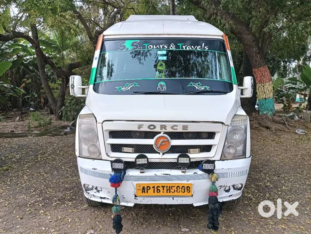 Force Motors Trax Cruiser 2016 Diesel 145555 Km Driven