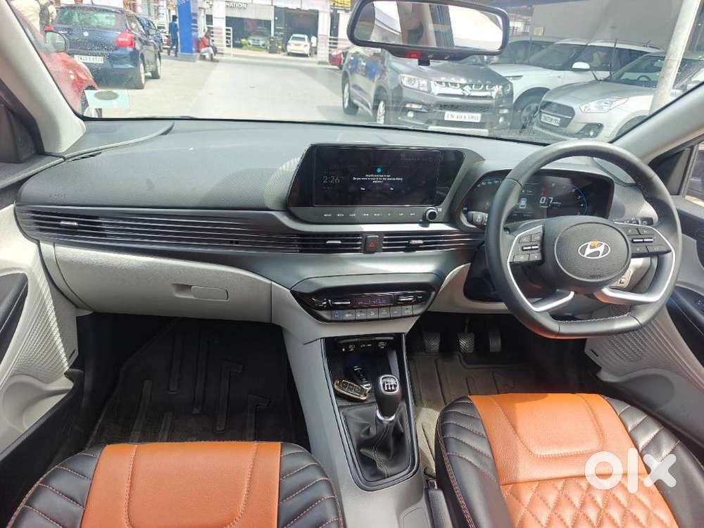 Hyundai I20 Asta (o) 1.2 Mt, 2023, Petrol