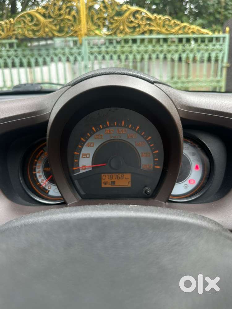 Honda Brio Petrol 2013