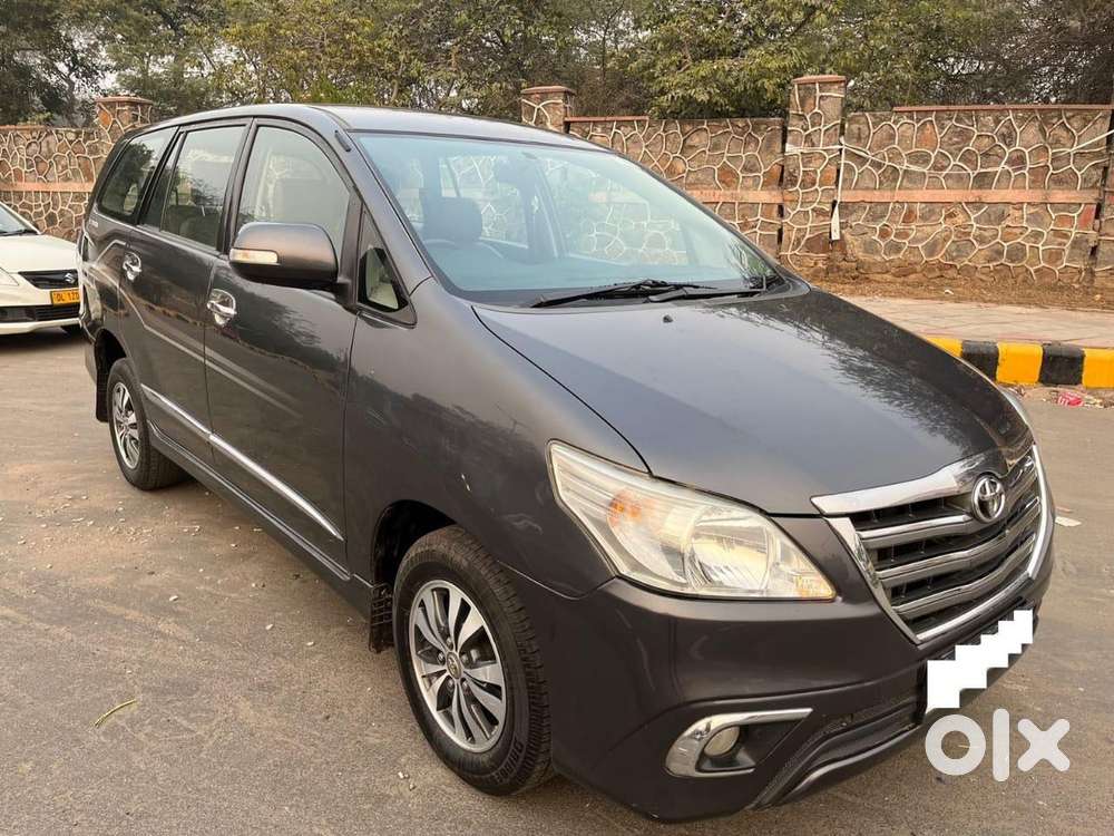 Toyota Innova 2.5 Zx 7 Str Bs-iv, 2015, Diesel