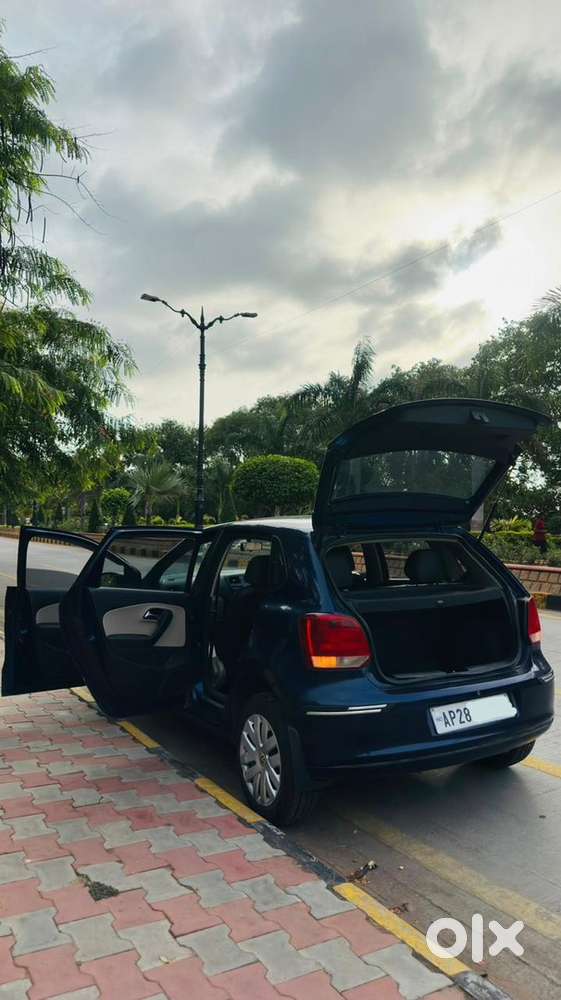 Volkswagen Polo Petrol Manual 2014