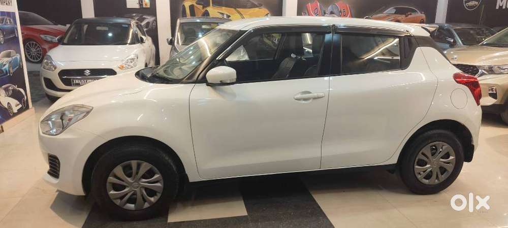 Maruti Suzuki Swift Vxi, 2021