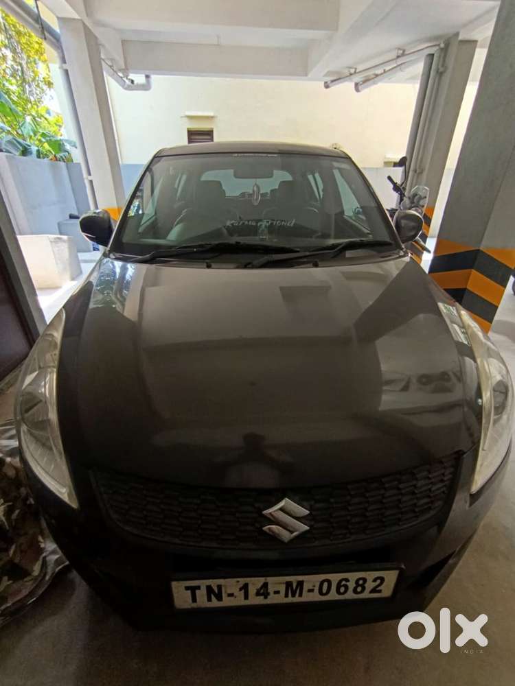 Maruti Suzuki Swift Vxi Abs Bsiv, 2017, Petrol