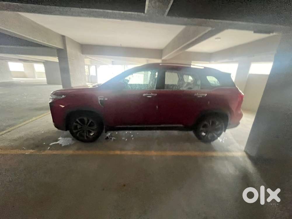 Mg Hector Savvy 2023, Automatic Petrol Car