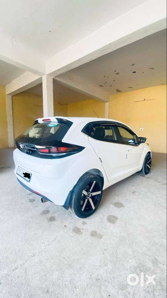 Tata Altroz Xm Plus 2023