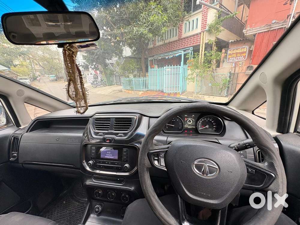 Tata Hexa 2.2 Xe 4x2 7 Str, 2018, Diesel