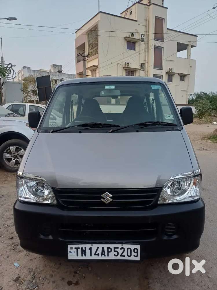 Maruti Suzuki Eeco 2025 Petrol 2716 Km Driven