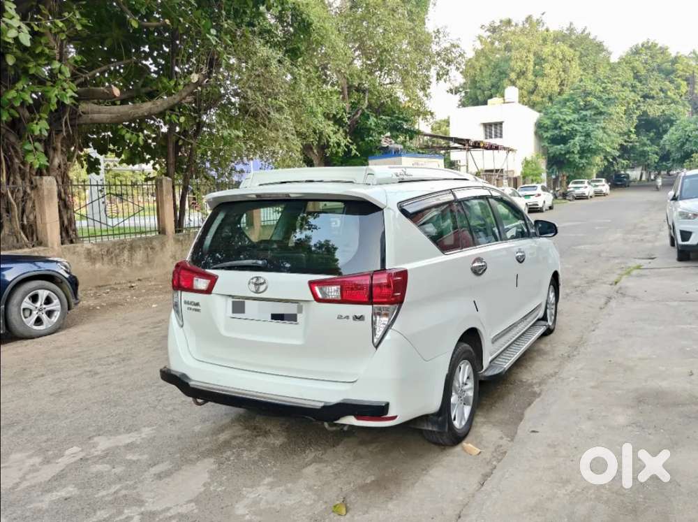 Toyota Innova Crysta 2.4 V 7 Str, 2018, Diesel