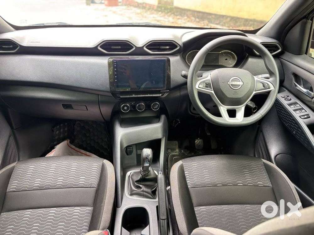 Nissan Magnite Tekna Ez Shift, 2025, Petrol