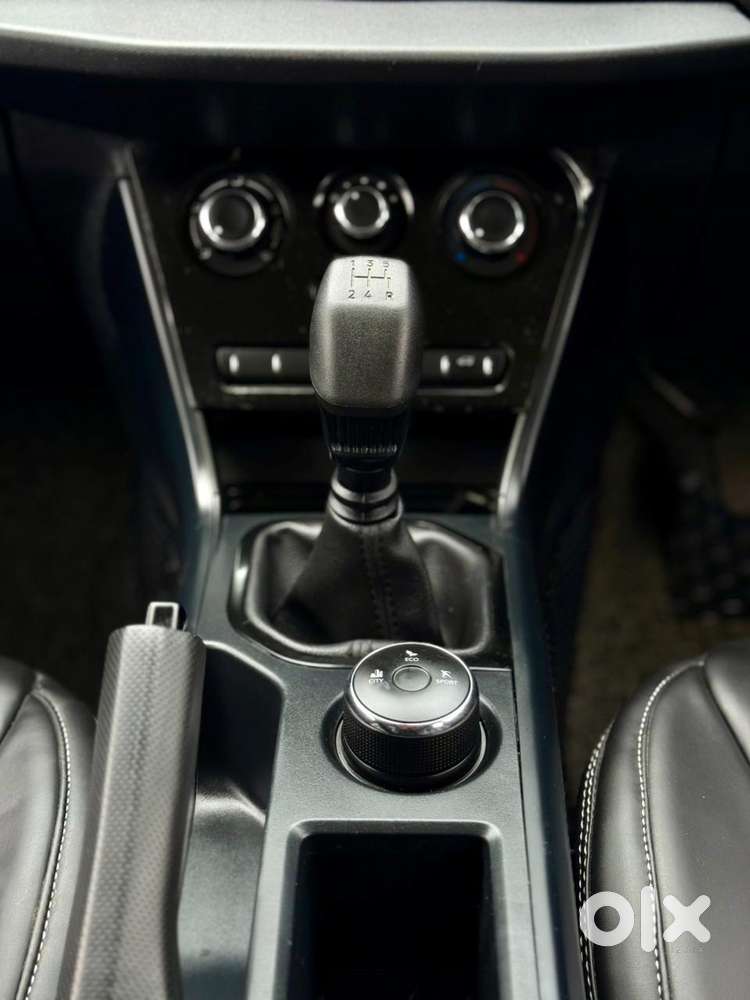 Tata Nexon Smart Plus1.2 Revotron Petrol 5 Mt, 2024, Petrol