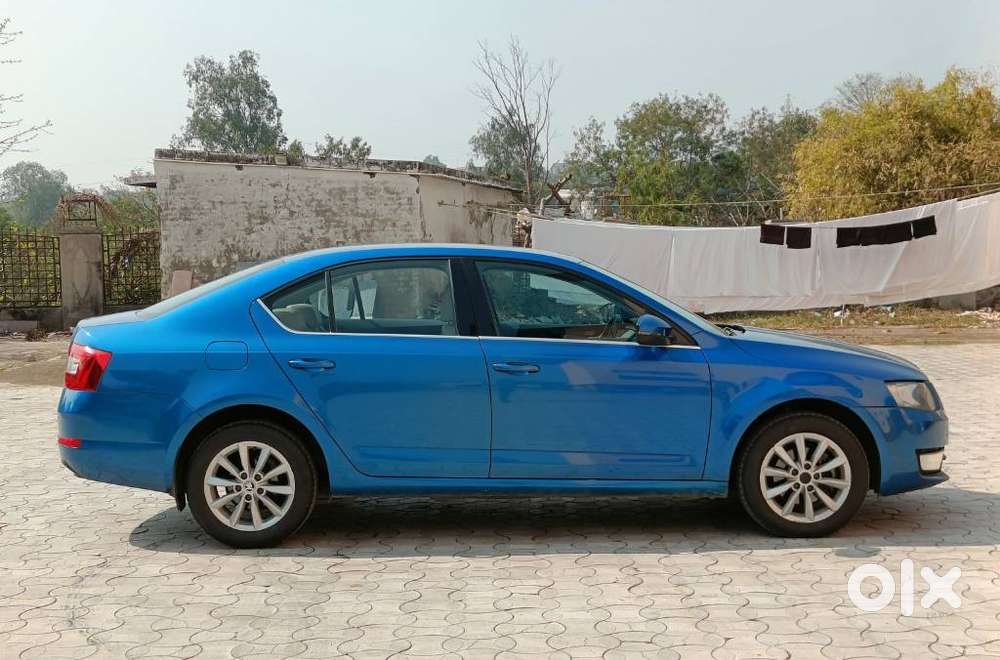 Skoda Octavia 2.0 Tdi Style Plus At, 2013, Diesel