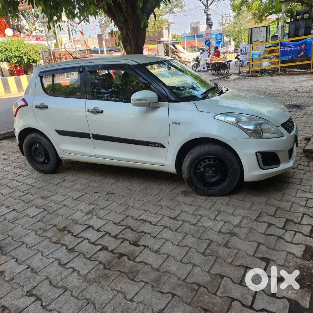 Maruti Suzuki Swift 2017 Petrol Well Maintained