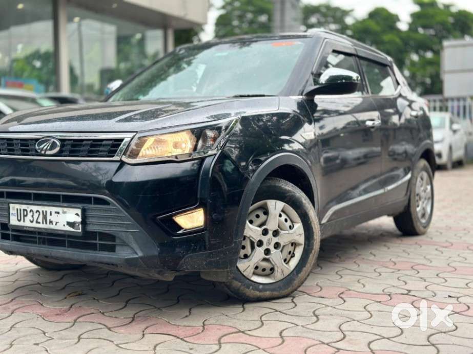 Mahindra Xuv300 W4, 2022, Petrol