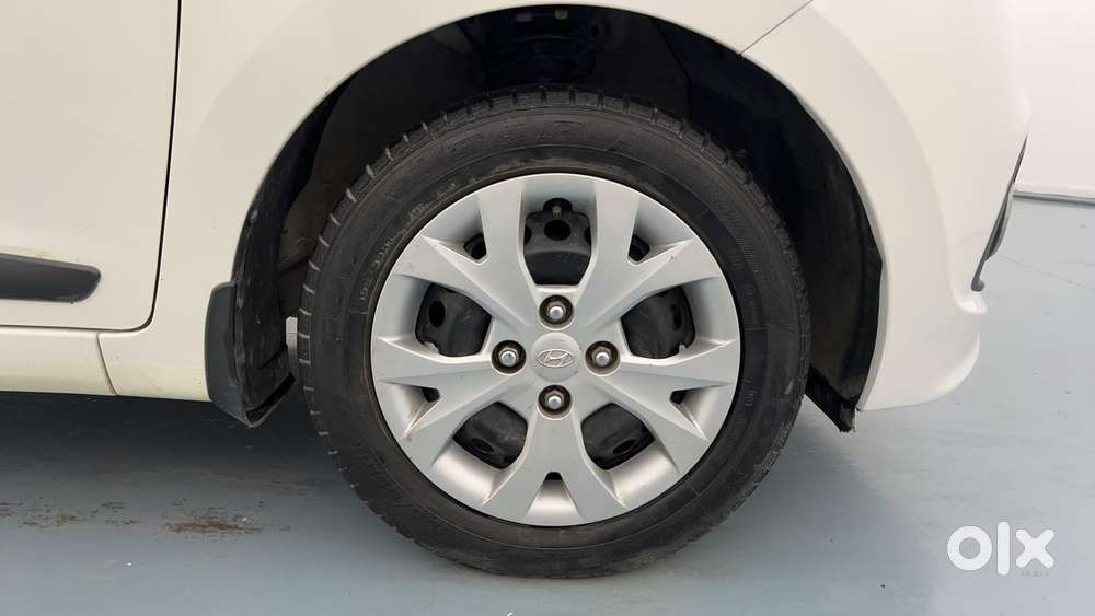Hyundai Grand I10 1.2 Kappa Sportz, 2015, Petrol