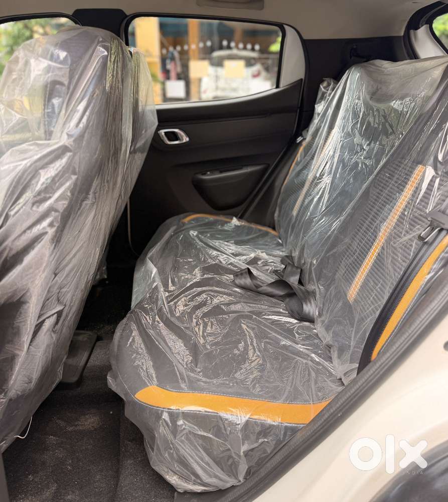 Renault Kwid 1.0 Climber (o) Dual Tone, 2026, Petrol