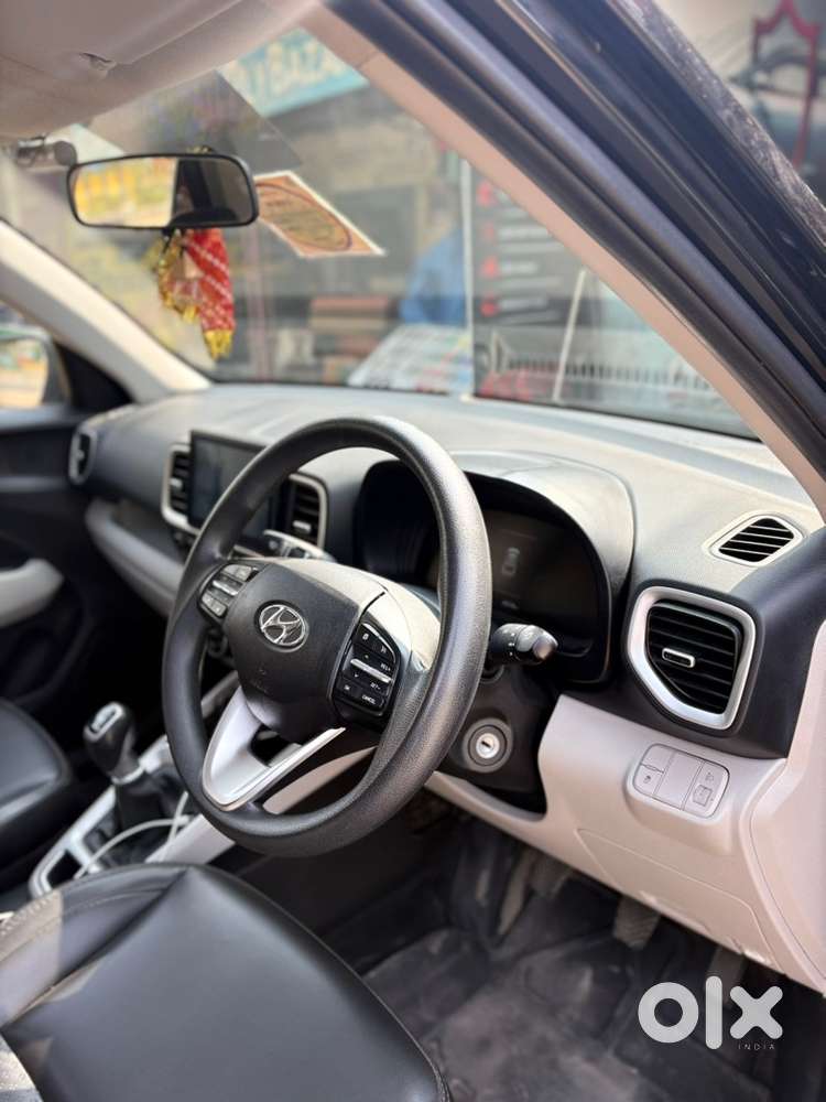 Hyundai Venue Diesel 2023
