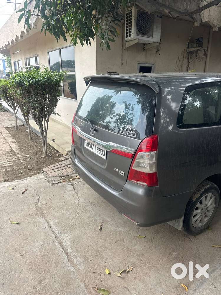 Toyota Innova 2013 Diesel Well Maintained