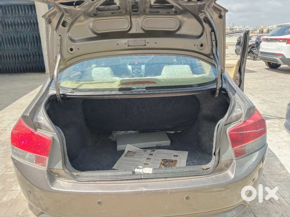 Honda City V At, 2011, Petrol