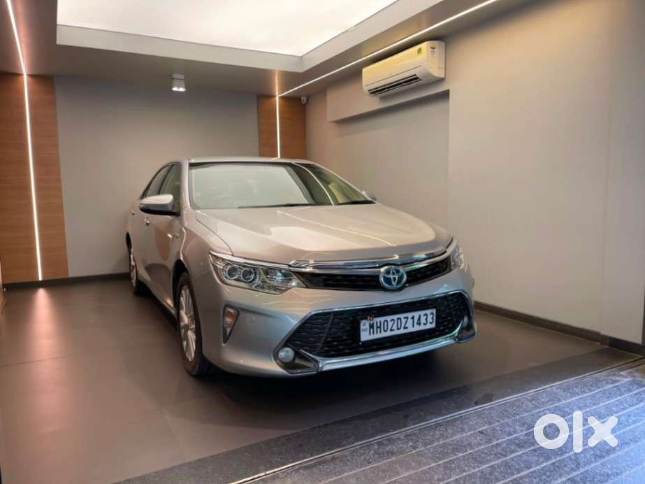 Toyota Camry Hybrid, 2015, Electric