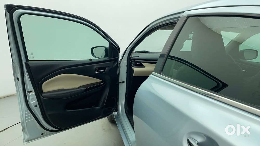 Toyota Glanza 1.2 V Amt, 2023, Petrol