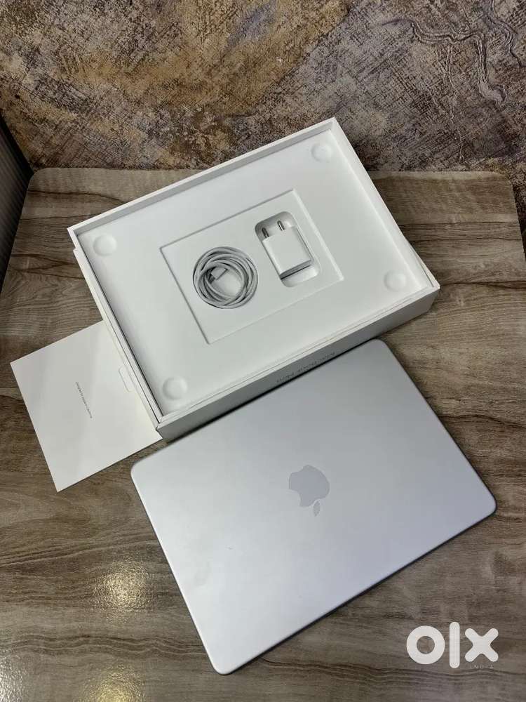 Apple macbook Neo A18chip in warranty Mac book neo Makbook