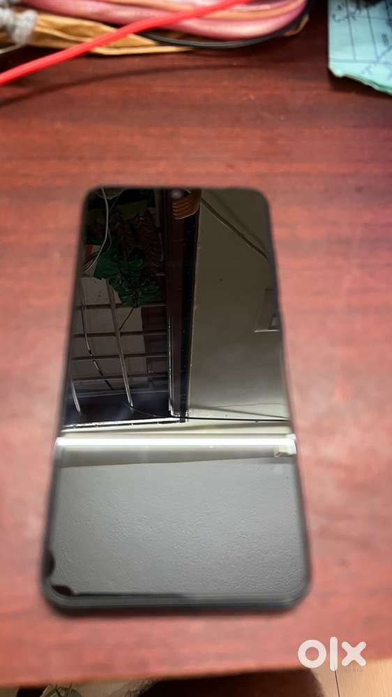 Vivo Y1s with original charger and cable