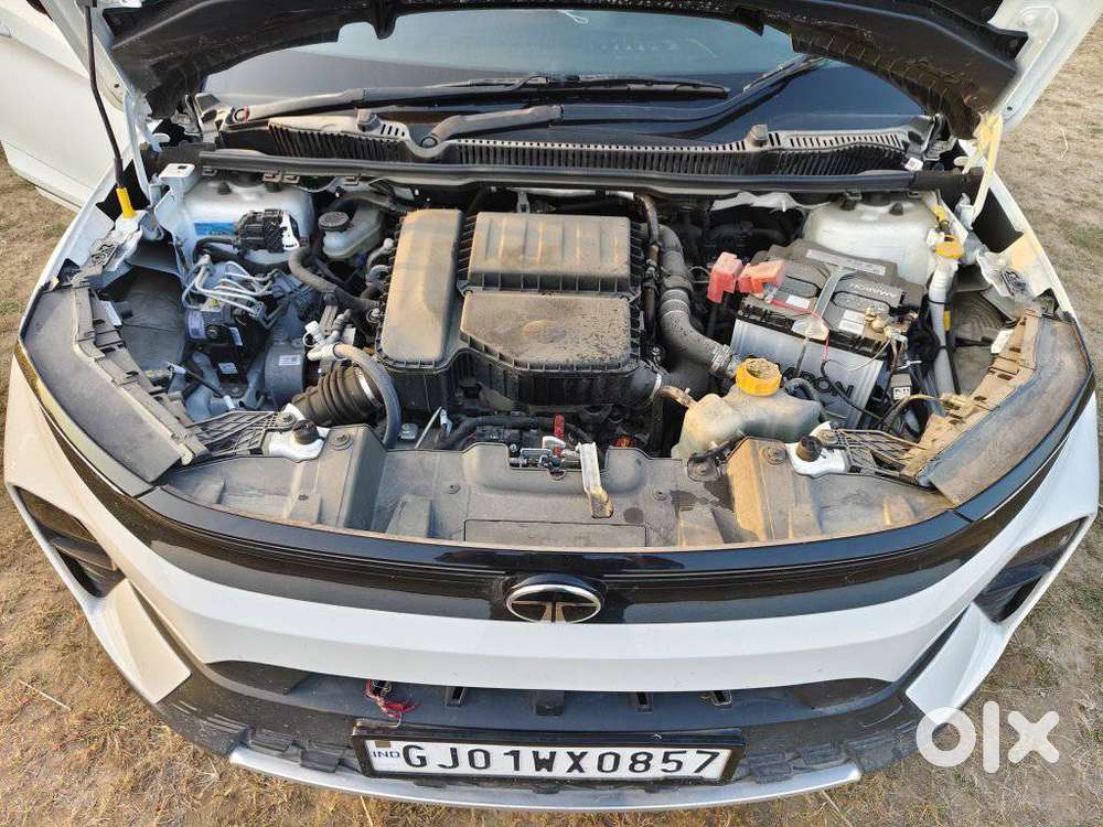 Tata Nexon Creative Plus S 1.5 Revotorq Diesel 6 Amt, 2025